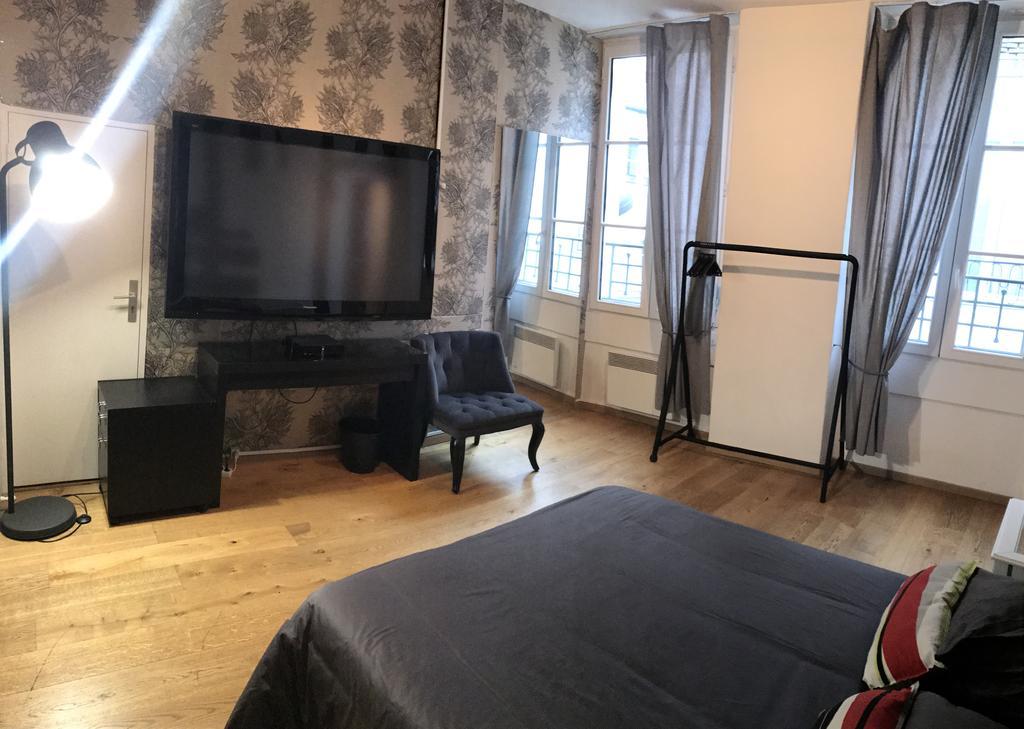 Atypique Apartment - Saint-Germain Des Pres ปารีส ภายนอก รูปภาพ